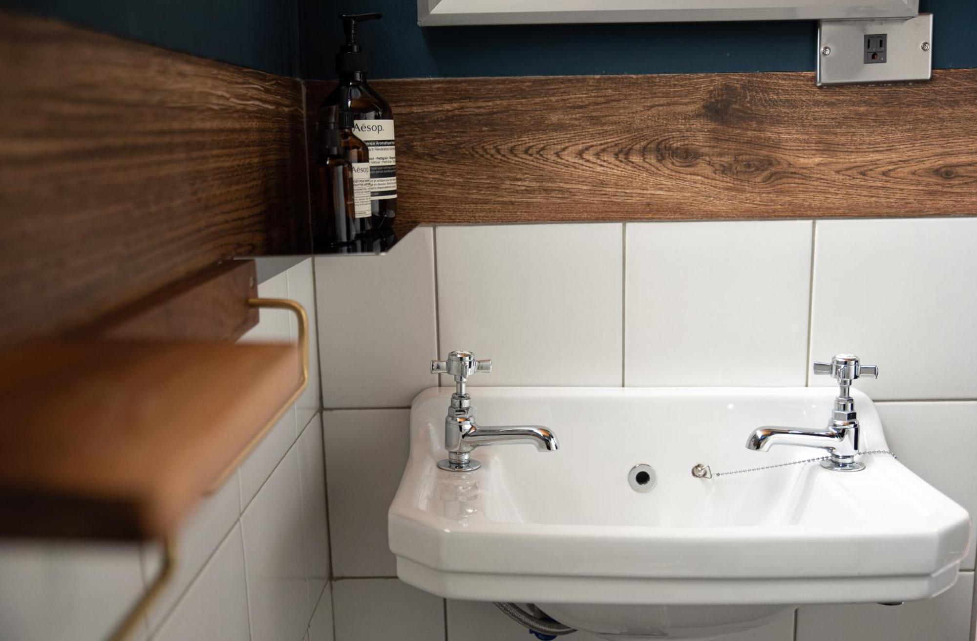 Boy Apartment -Adult Only Hualien City Ngoại thất bức ảnh